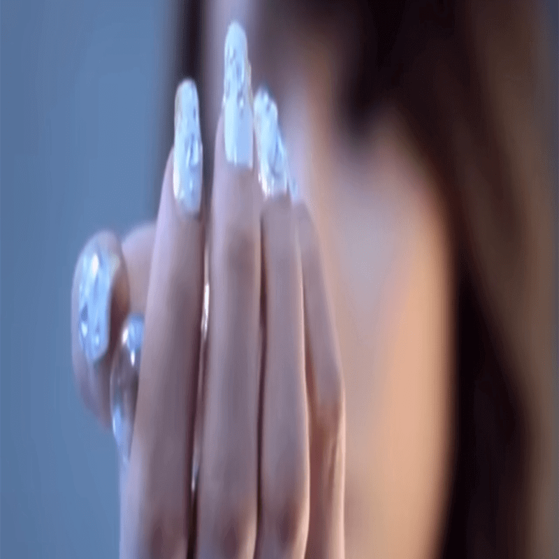 AssToro、tarozan、lazydollがコラボレーション　NEO J-POPな新曲「きれいなままで」のサムネイル画像