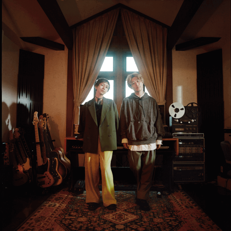 Qaijff、舞台『転校生AH』に書き下ろした主題歌「されども人間」リリース　劇中音楽も生演奏のサムネイル画像