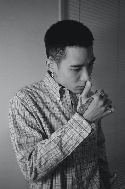 Jinmenusagi × DubbyMaple およそ4年ぶり新曲「新しい友達いらない」サプライズリリースのサムネイル画像