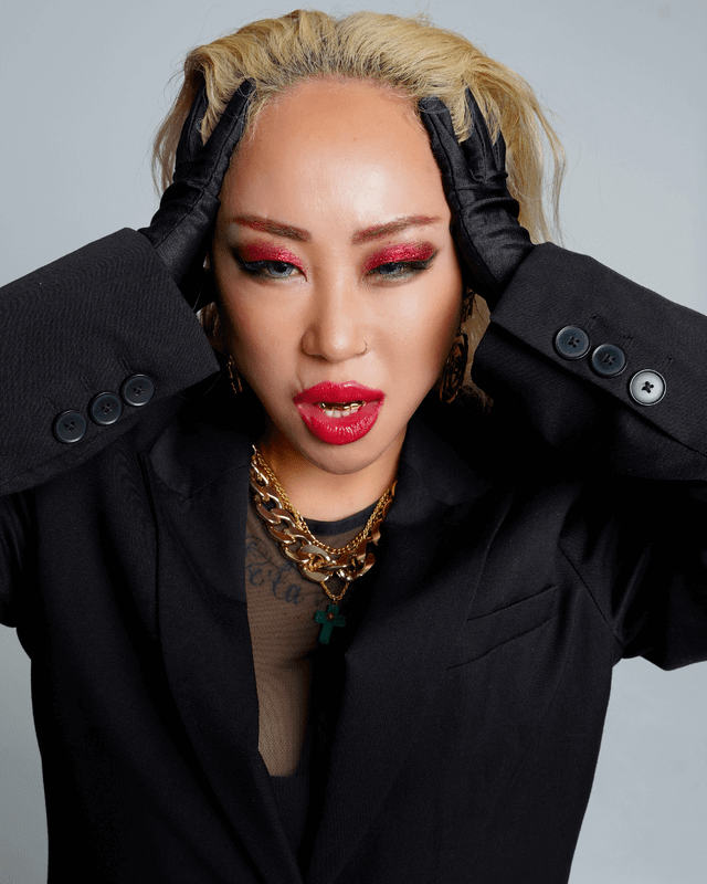 LUNA およそ5年半ぶり新曲「愛でしかない」リリース　客演に紅桜のサムネイル画像