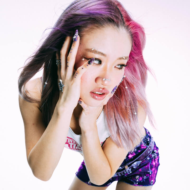 Destiny Hope Tiara、パワフルなメッセージ込めた1stミニアルバム『PURPLE TROUBLE』リリース　のサムネイル画像