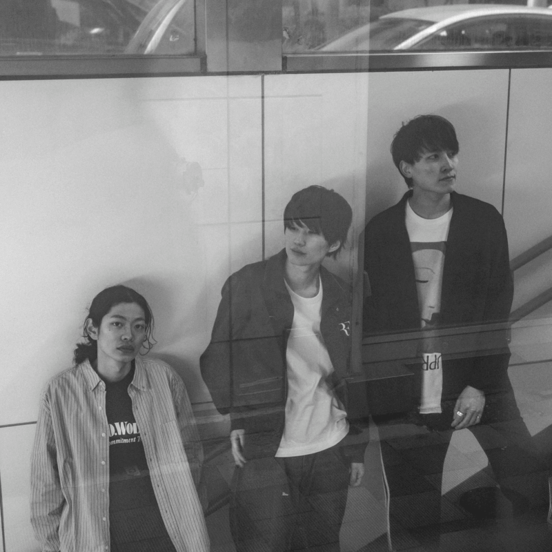 新潟・上越発スリーピース、ミニマムジークが初フルアルバム『標本』サブスク配信開始のサムネイル画像