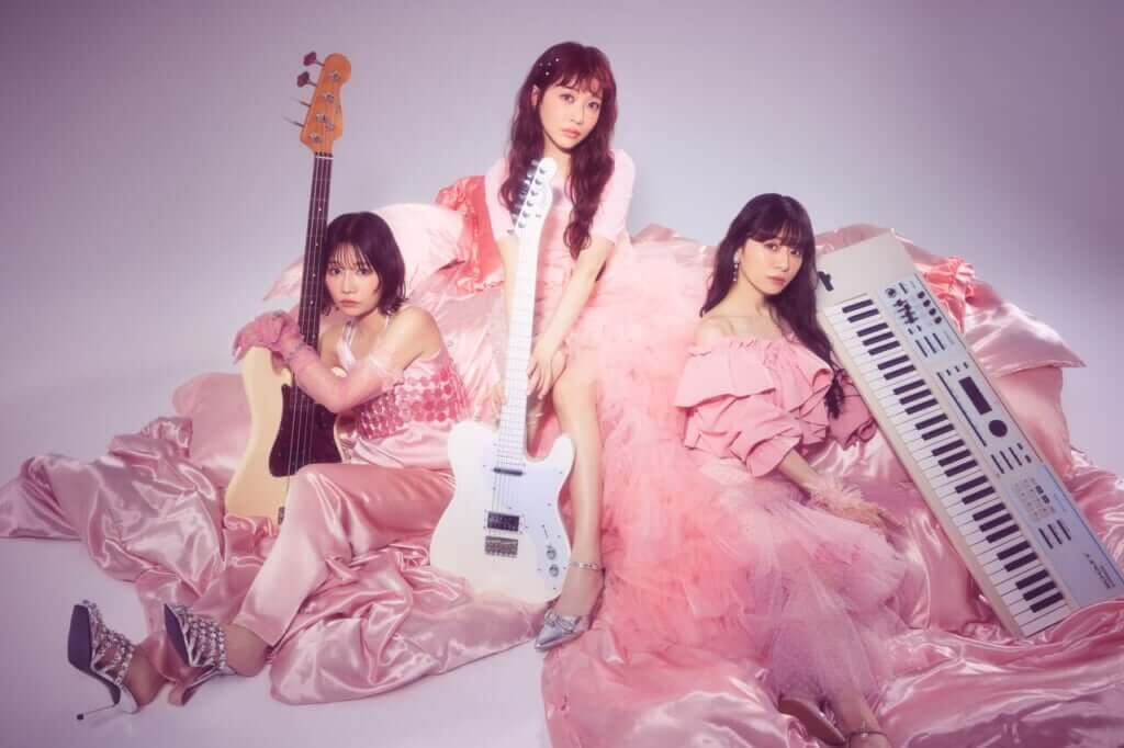 SILENT SIREN、中毒性抜群のニューシングル「きゅぴきゅぴ」配信開始　のサムネイル画像