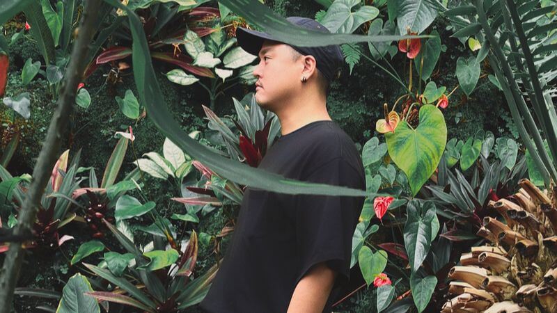 エス・ティ・ワイ、チル＆ニューレトロな1年ぶりニューシングル「Picture perfect」配信開始