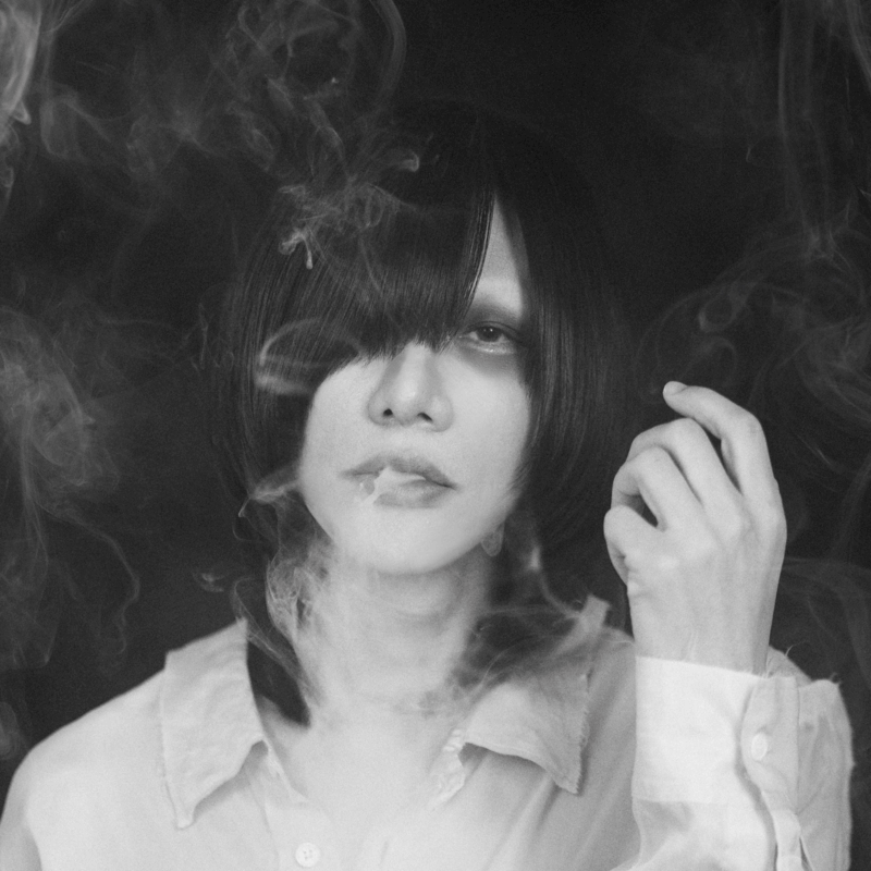 有村竜太朗、悠介（lynch.、健康）作曲のニューシングル「共犯遊戯 / kyōhanyūgi」リリース&MV公開のサムネイル画像