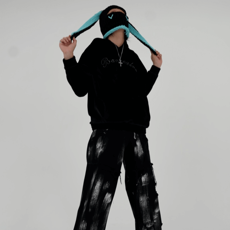 初ワンマン迫るala vivere luce、1stアルバム『自由帳』リリース　Rin音、Rude-αら客演参加のサムネイル画像