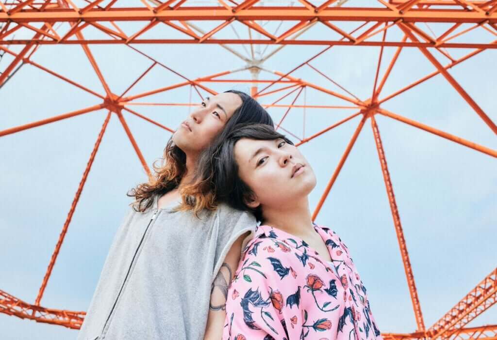 挫・人間、9月リリース予定新作から先行曲「はじけるべき人生」配信開始のサムネイル画像