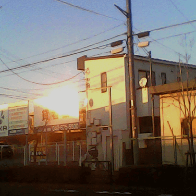 SleepInside 物憂げなリバーブサウンドの新シングル「四丁目の夕日」配信開始