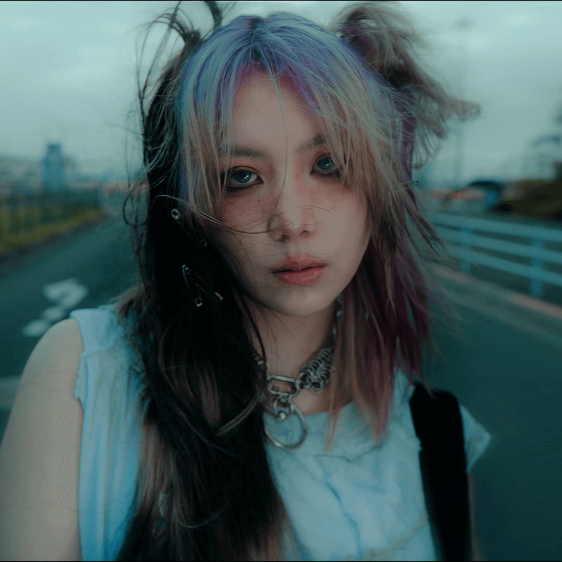 星熊南巫、我儘ラキア解散後初のソロシングル「CRAVE」リリース　丸山漠（a crowd of rebellion）がプロデュースのサムネイル画像