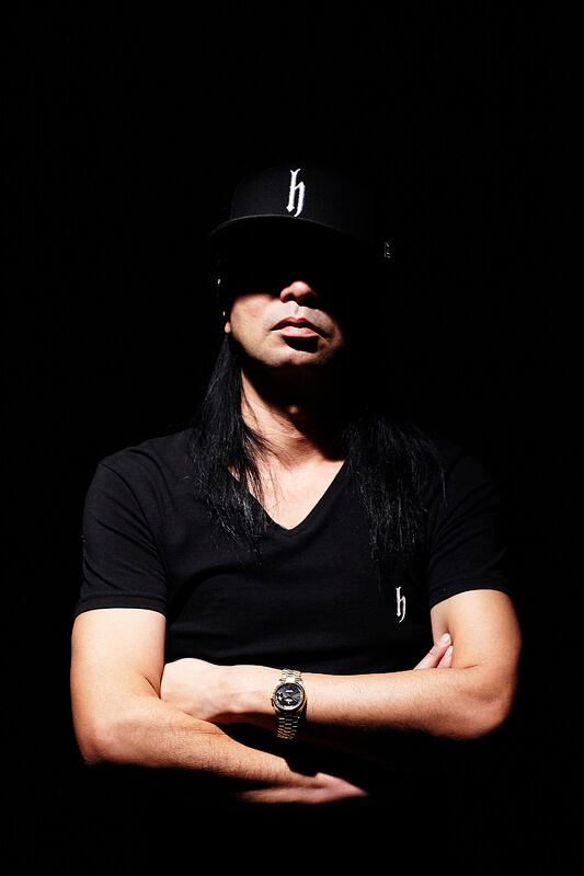 dj honda 実に16年ぶりとなる新ソロアルバム『hV』リリース　Japanエディション＆インストバージョンも同時配信のサムネイル画像