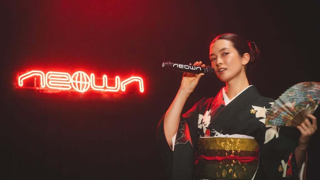 Eminata、Kazuki Isogaiとの楽曲「These days」をNEOWN supported by 360 Reality Audioでパフォーマンス