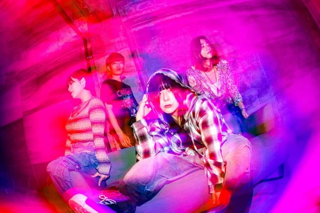 チセツナガラ、“キモさ”をポップに歌い上げる新曲「そうしてあなたは去っていくのね」配信開始のサムネイル画像