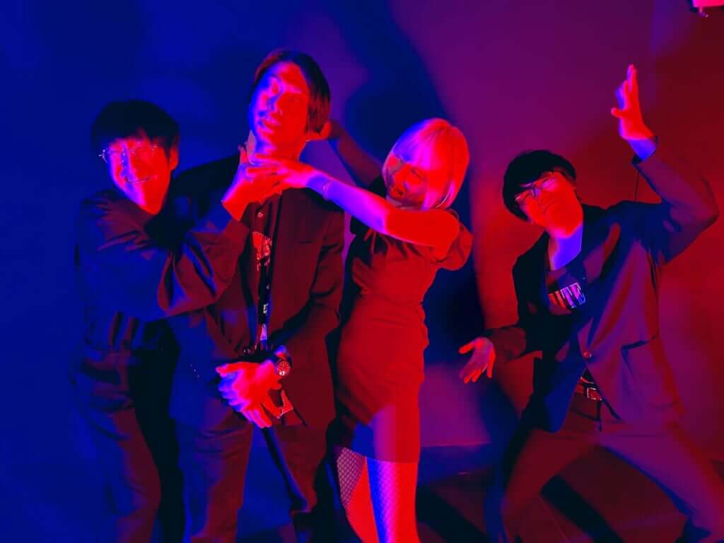 ガストバーナー、初のフルアルバム『TAROT』リリース　東名阪ワンマンも開催決定のサムネイル画像