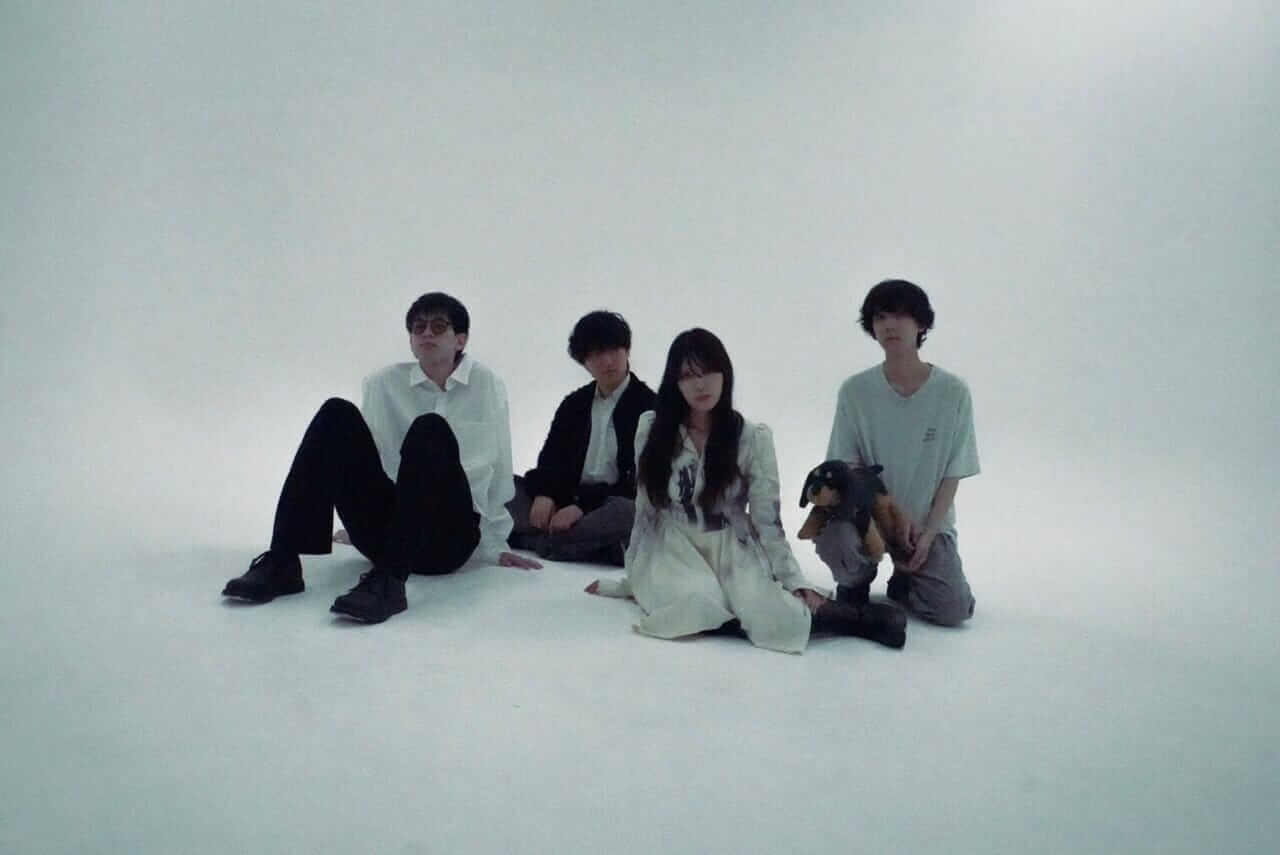 【コラム】cephalo ― 霧雨の記憶と疾走するメロディ、2020年代のシーンを照らす新星