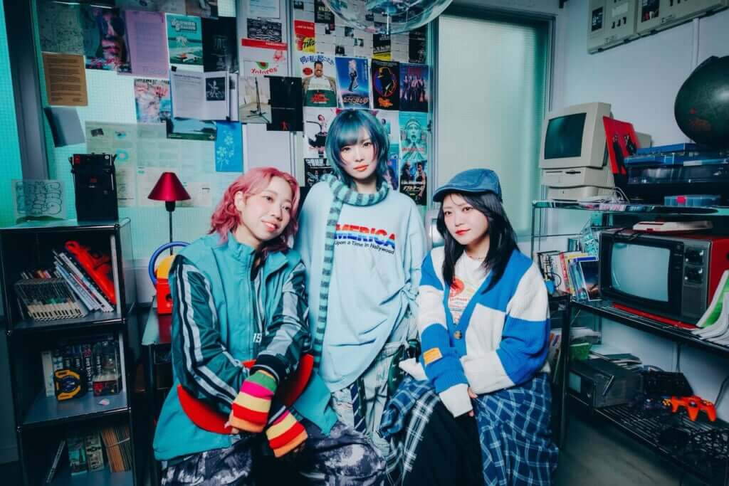 00年代邦ロックを継承するスリーピース・月追う彼方、5th EP『the face』配信開始のサムネイル画像