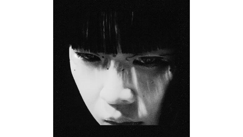 青葉市子、デビュー15周年記念公演を収めたライブアルバム配信開始　山田庵巳との共演曲も収録