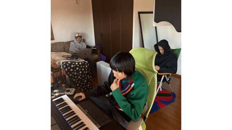 FARMHOUSE（SUSHIBOYS）、Kee Rooz、RhymeTubeがコラボ　24時間で完成させたEP『1/23』リリース