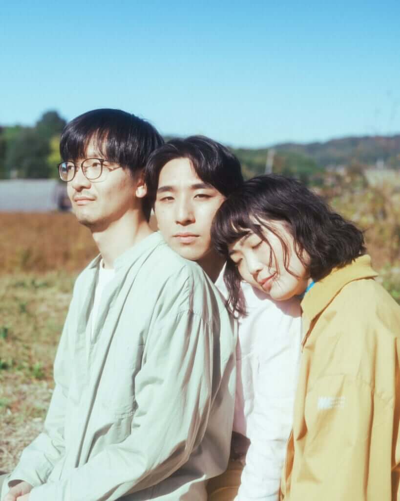 3人組フォークバンド・結構生活、サウンドエンジニアにMON/KUを迎え1stアルバム『monju』リリースのサムネイル画像