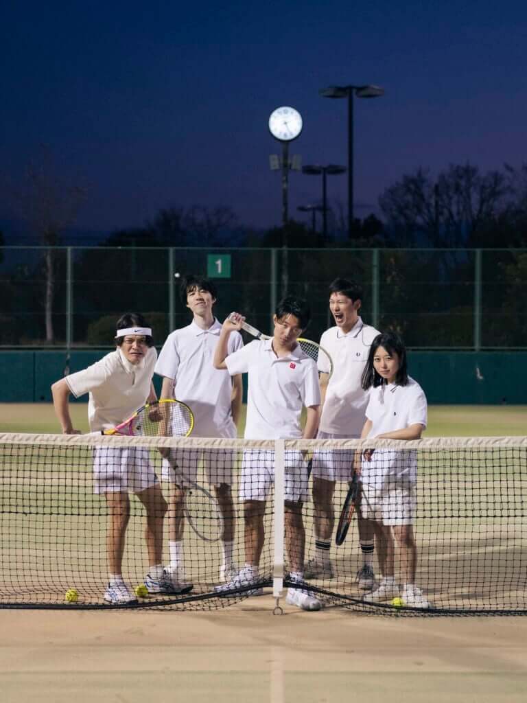 活動10周年のムノーノ=モーゼス、2年ぶりの新曲リリース　70年代フォークロックで過去への羨望を描く「ゲットバック」のサムネイル画像