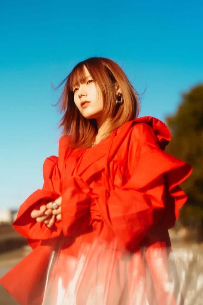 灯橙あか（WHITEBOX）、門出を祝う人間讃歌「最大幸福」リリースのサムネイル画像