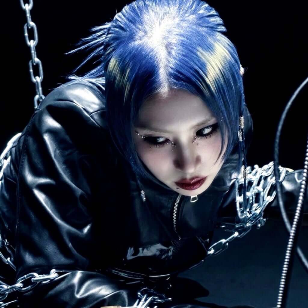 TORIENA、ダーティーエレクトロとハイパーポップが交錯する先鋭的ニューアルバム『MANIAC』リリースのサムネイル画像