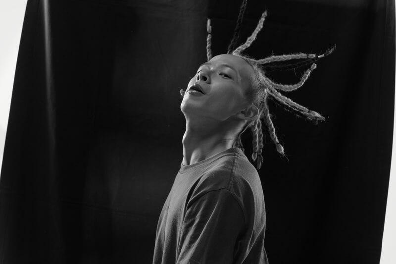 バンコク拠点の日本人ラッパーGOLI、自分見つめ直す新曲「30」リリースのサムネイル画像