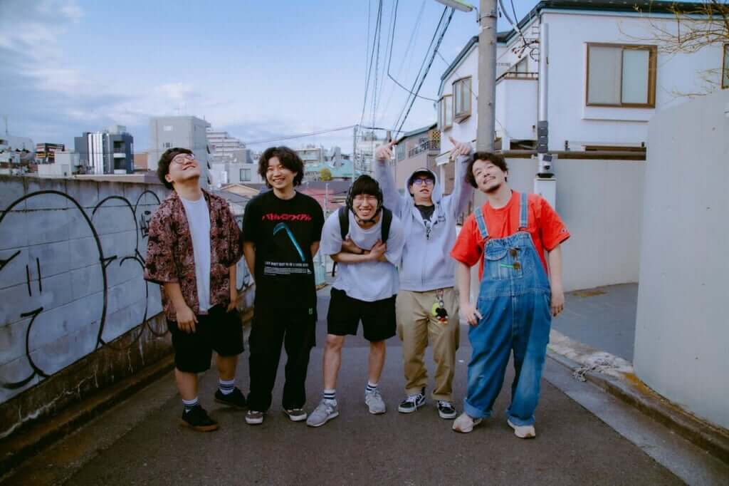 either、新体制初EPからシンガロング必至の新曲「Reboot」先行配信開始のサムネイル画像