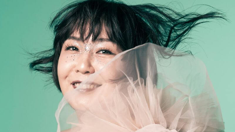 土岐麻子、夏を彩る新曲「Waves」配信開始