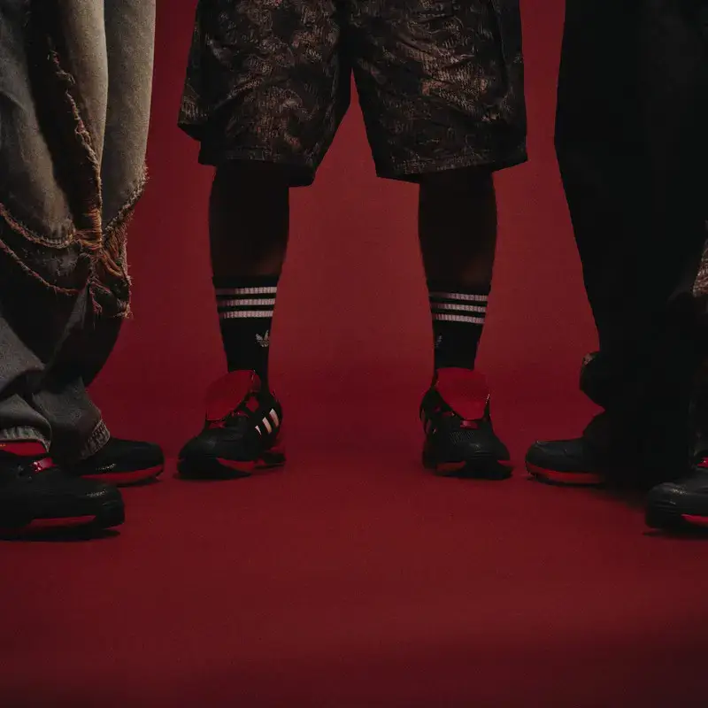 in-dとziproomがコラボシングル「I got new shoes」リリース　atmos × adidas Originals最新作のイメージソングのサムネイル画像