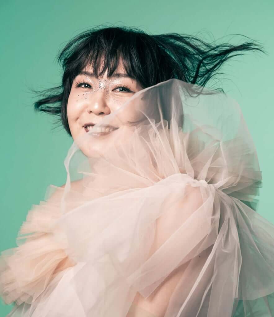 土岐麻子、夏を彩る新曲「Waves」配信開始のサムネイル画像