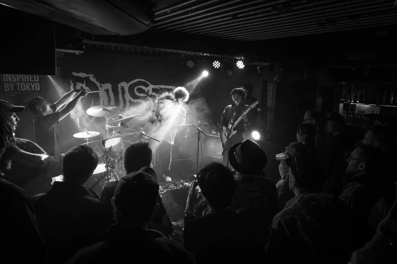 【ライブレポート】UKフェス『The Great Escape 2026』ジャパンショーケース　the cabs、ネクライトーキー、luvis、TAMIWの4組が熱演